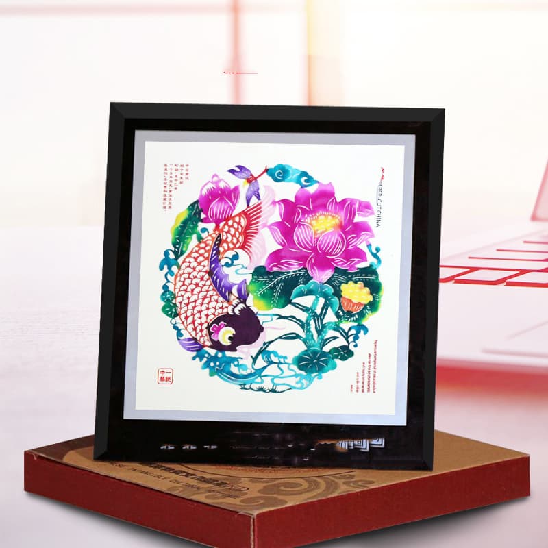 Paper-cut Mirror Frame Ornaments Paper-cut Painting Works Chinese Style — style photo